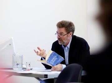 Professor Geoffrey Batchen Professor Geoffrey Batchen teaching